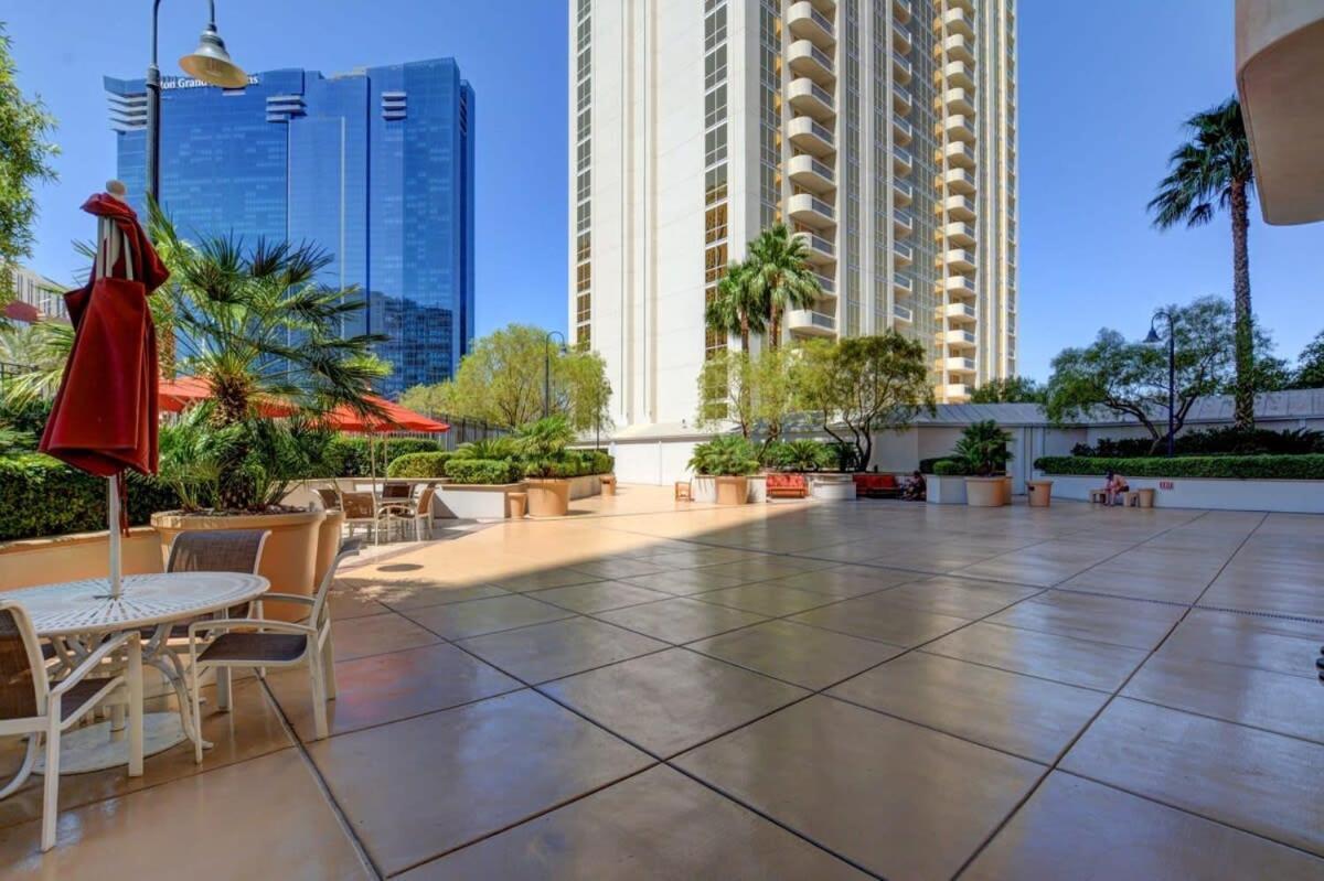 Mgm Signature-29-602 1Br 2Ba Balcony Jacuzzi Suite لاس فيغاس المظهر الخارجي الصورة